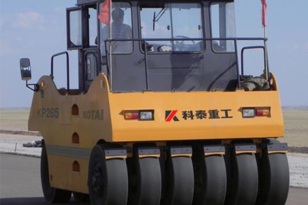 Erguang Expressway (Inner Mongolia Section) construction site