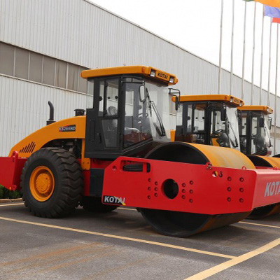 九游·官方网站重工压路机产品亮相第22届中国杨凌农高会